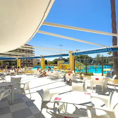 Jupiter & Pool * Benalmadena