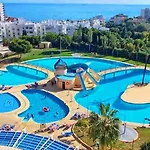 Jupiter & Pool Appartement