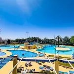 Jupiter & Pool Appartement *